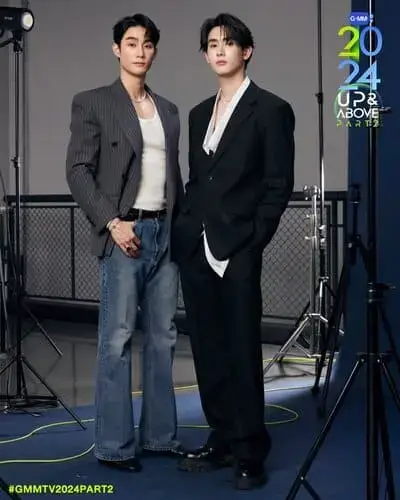 perfect-10-liners-the-series-2024-hinh-anh-2 Perfect 10 Liners – Force và Book chụp ảnh cùng nhau tại sự kiện GMMTV 2024 Up and Above Part 2 với trang phục lịch lãm
