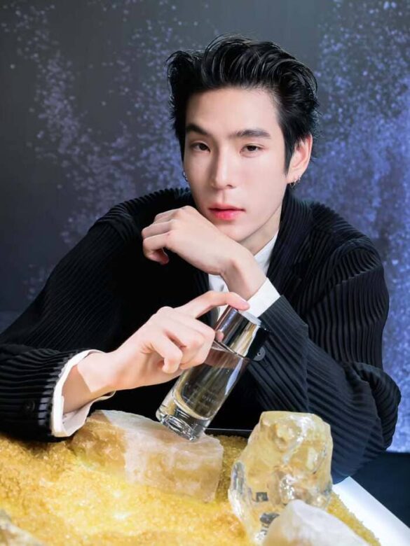 JJ Krissanapoom Pibulsonggram là ai
