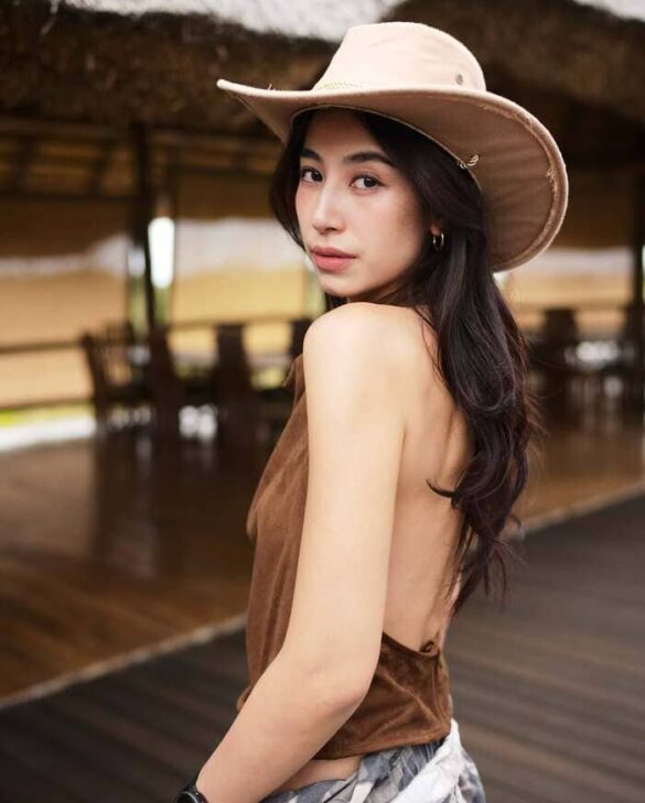 Profile Mint Chalida Vijitvongthong