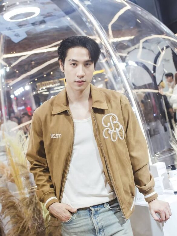 Su nghiep cua bright rapheephong thapsuwan