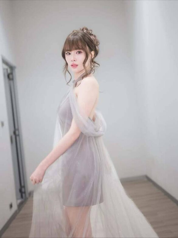 tieu-su-aom-punyawee-jungcharoen Tiểu sử Aom Punyawee Jungcharoen