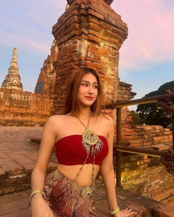 Nội dung phim Un-trovert
