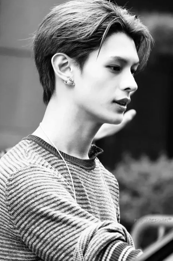 anh-james-cortis-trang-den-3 Ảnh James Cortis hình nền trắng đen HD