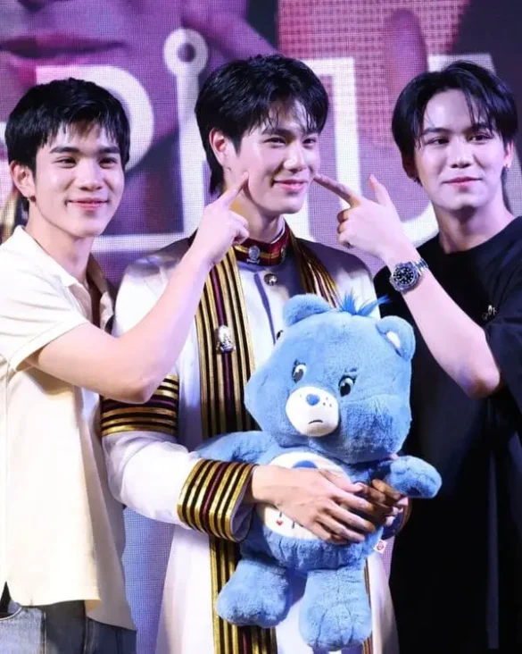 anh-phuwin-tangsakyuen-tot-nghiep-7 Phuwin Tangsakyuen khoảnh khắc trưởng thành