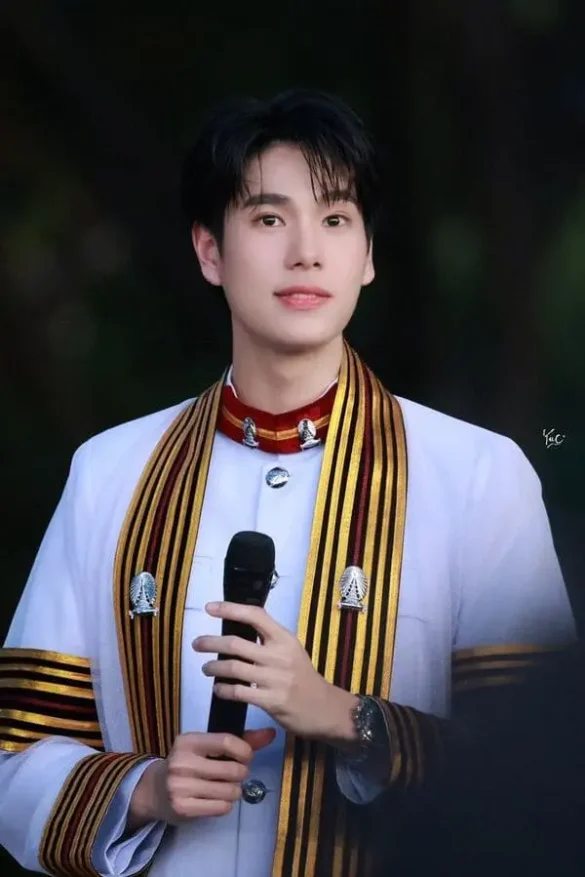 anh-phuwin-tangsakyuen-tot-nghiep-9 Phuwin Tangsakyuen hình ảnh học vấn