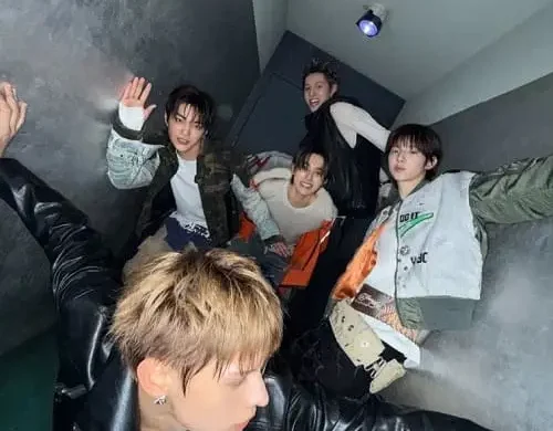 cortis-anh-tap-chi-7 Cortis chụp ảnh tạp chí studio