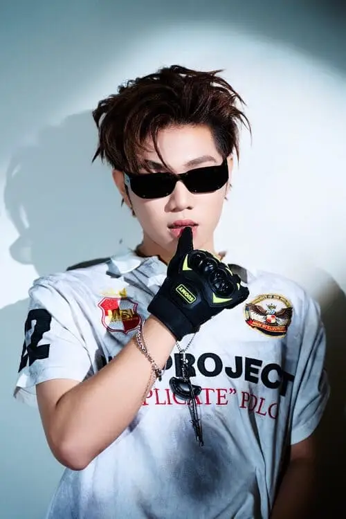 anh-captain-boy-ngau-deo-kinh-6 Ảnh Captain Boy ngầu đeo kính kiểu streetstyle
