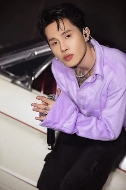 anh-jack-j97-dep-moi-nhat-2 Jack J97 ảnh mới tạo dáng nghiêm ánh mắt