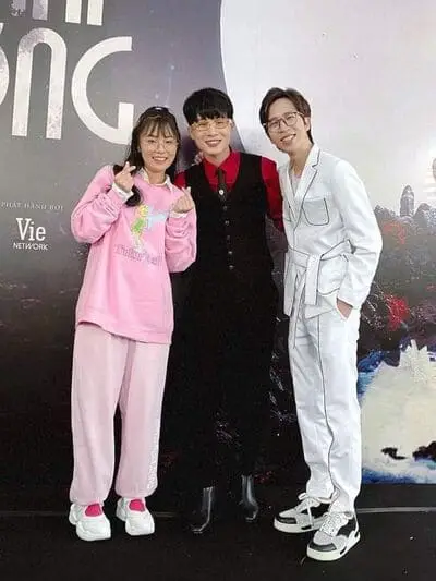 anh-jack-va-viruss-misthy-2 MisThy bên Jack và ViruSs tươi cười thân thiện
