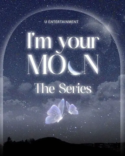 im-your-moon-the-series-thu-vien-hinh-anh-7 Title card I’m Your Moon The Series với bầu trời sao, trăng khuyết và bướm