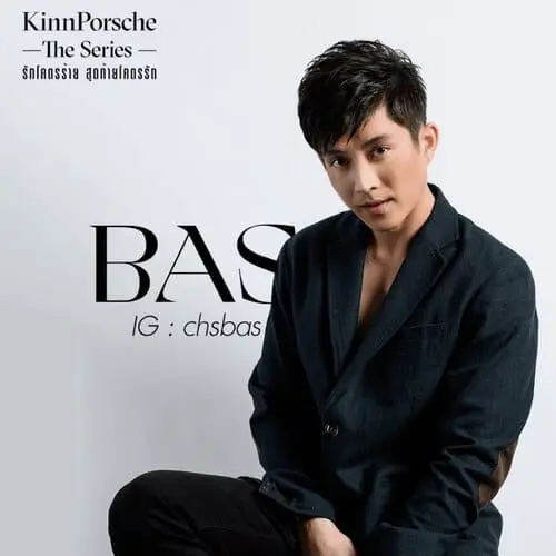 kinnporsche-the-series-2022-thu-vien-hinh-anh-14 Arm cầm thiết bị, vibe “team công nghệ”