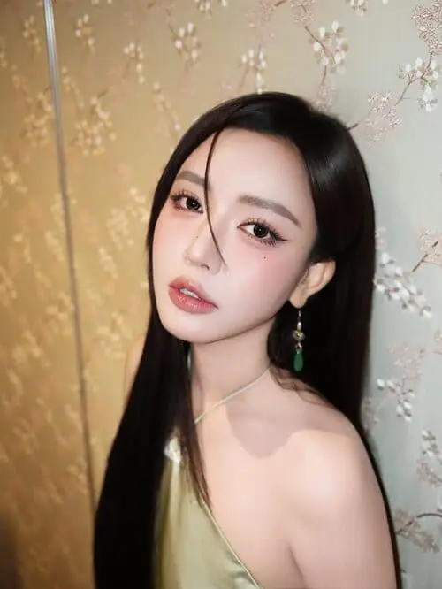 anh-bich-phuong-moi-nhat-5 Ảnh Bích Phương mới nhất cận mặt đẹp tự nhiên