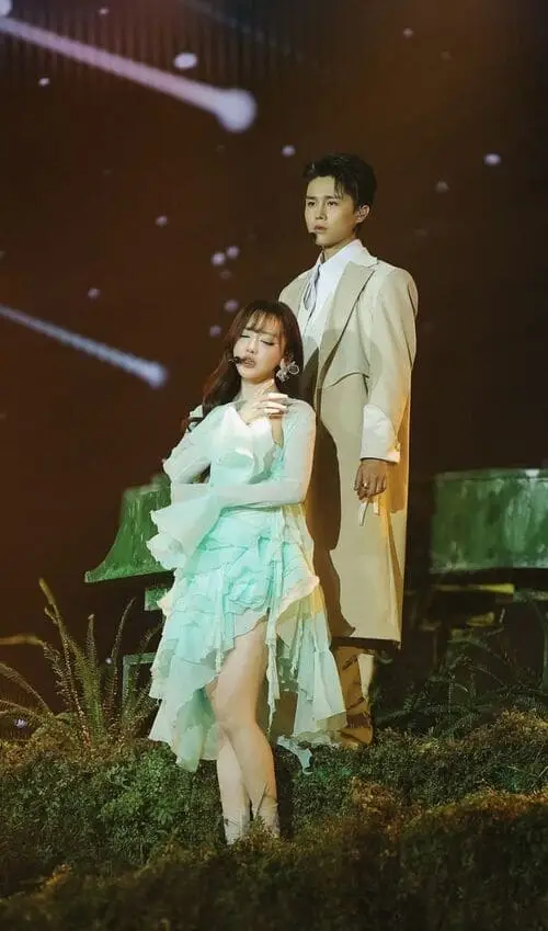 anh-bich-phuong-va-tang-duy-tan-3 Ảnh Bích Phương và Tăng Duy Tân vui vẻ