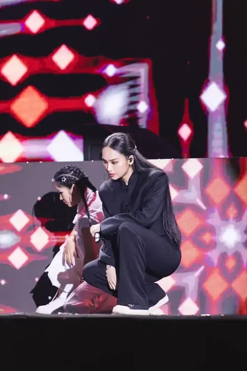 anh-miu-le-ngau-3 Ảnh Miu Lê ngầu với thần thái sắc sảo
