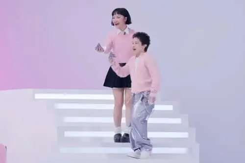 anh-miu-le-va-tien-tien Ảnh Miu Lê và Tiên Tiên vui vẻ