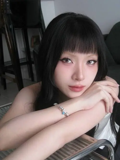 anh-my-my-selfie-can-mat-1 Ảnh Mỹ Mỹ cận mặt selfie, khoe visual sáng và đường nét nổi bật