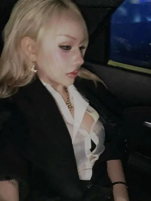 anh-saabirose-selfie-1 Ảnh Saabirose selfie cận mặt với biểu cảm tự nhiên và visual trẻ trung