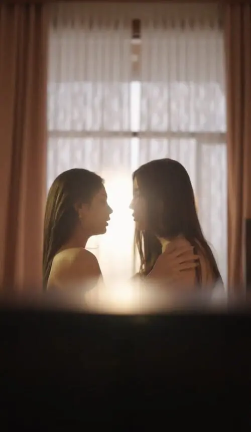 falling-for-my-hater-the-series-thu-vien-hinh-anh-5 Cảnh thân mật của hai nữ chính Falling for My Hater The Series